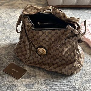 Gucci shoulder bag